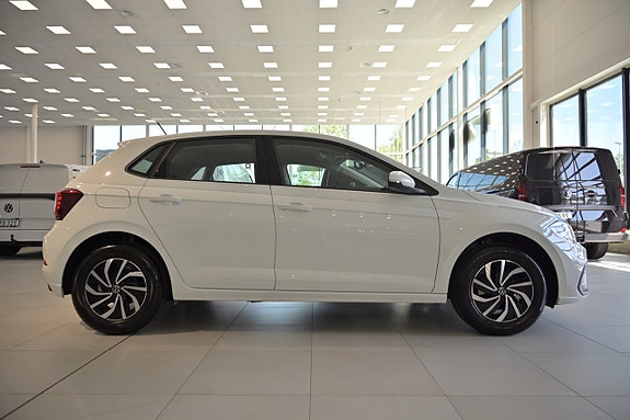 Volkswagen Polo 6 of 26