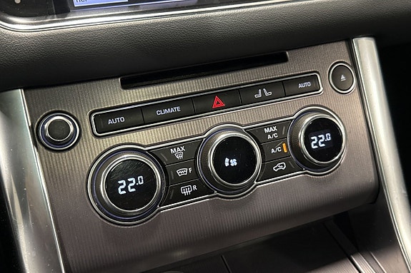 Land Rover Range Rover Sport 19 of 24