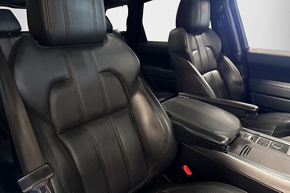Land Rover Range Rover Sport 11 of 24