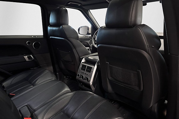 Land Rover Range Rover Sport 13 of 24