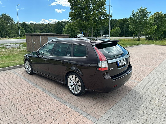 Saab 9-3 2 of 5