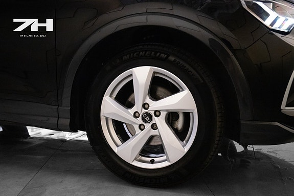 Audi Q3 20 of 20