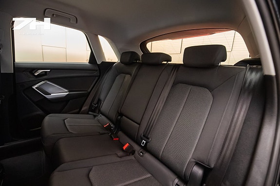 Audi Q3 16 of 20