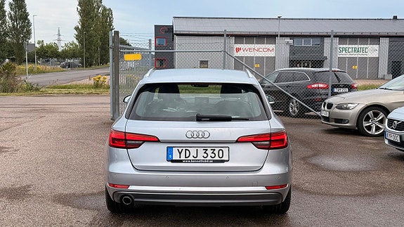 Audi A4 5 of 5