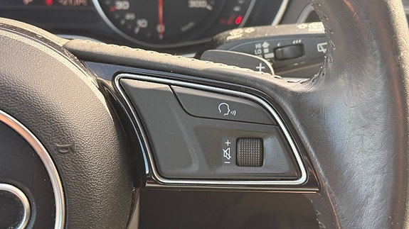 Audi A4 21 of 30