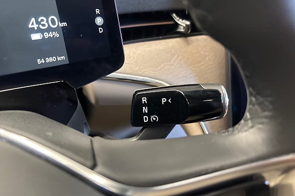 Volvo EX90 15 of 22