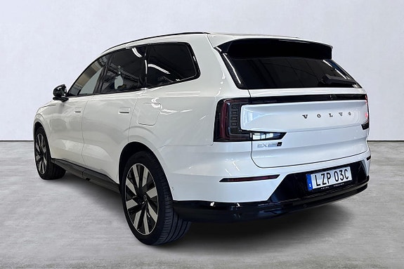 Volvo EX90 4 of 22