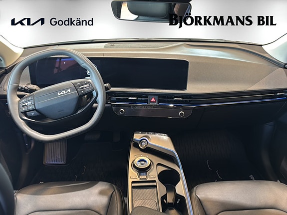 Kia EV6 7 of 14