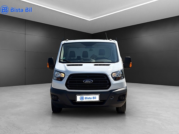 Ford Transit 7 of 11