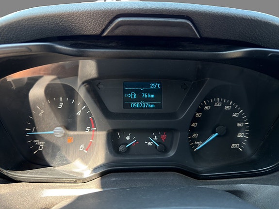 Ford Transit 10 of 11