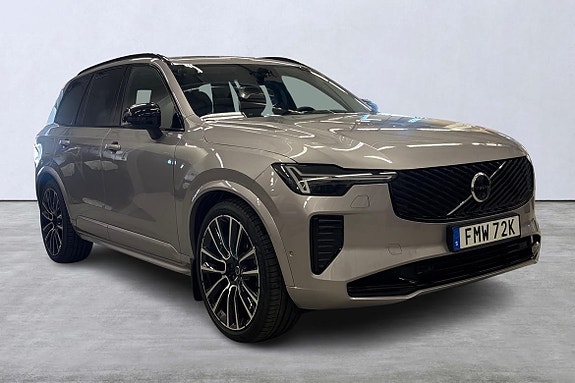 Volvo XC90 6 of 23