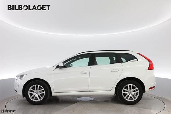 Volvo XC60 2 of 5
