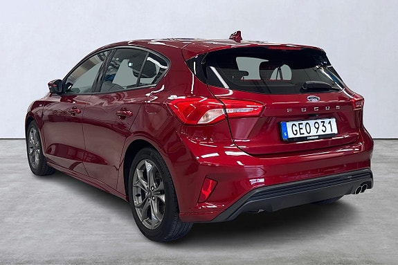 Ford Focus 4 of 5