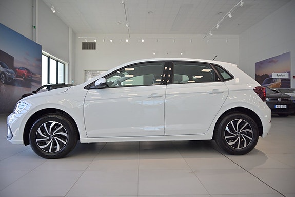 Volkswagen Polo 7 of 26