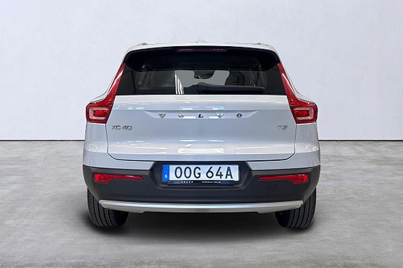 Volvo XC40 5 of 5