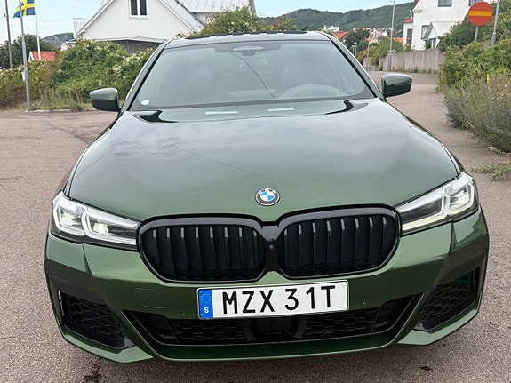 BMW 545e 2 of 5