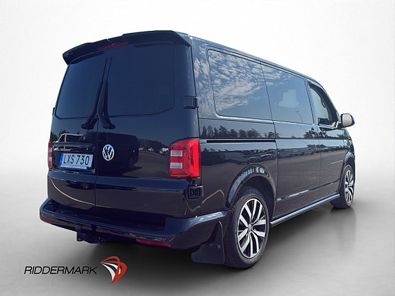 Volkswagen Multivan 9 of 30
