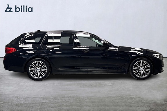 BMW 520d 2 of 13