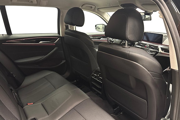BMW 520d 12 of 13