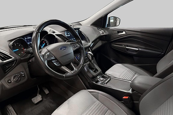 Ford Kuga 8 of 15