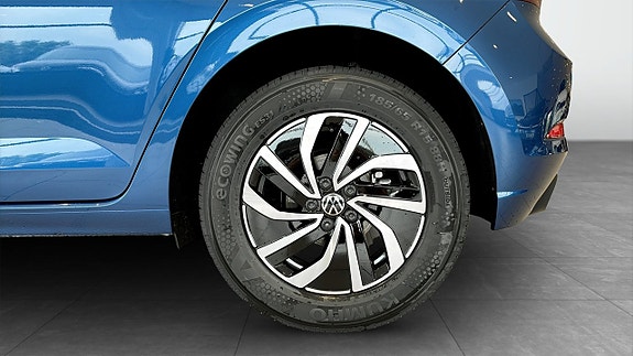 Volkswagen Polo 6 of 12