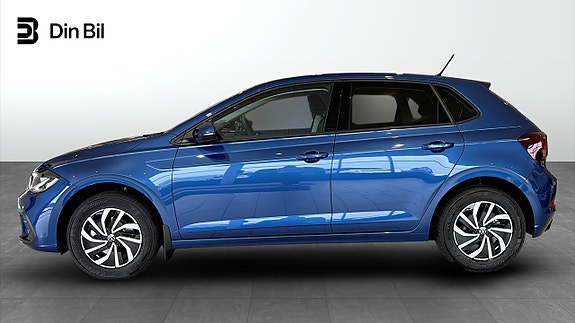 Volkswagen Polo 2 of 12