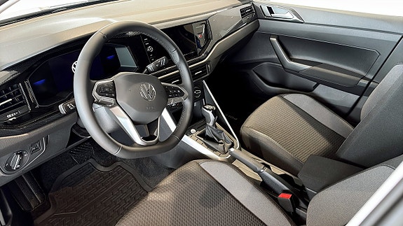 Volkswagen Polo 7 of 12