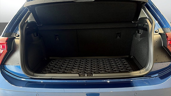 Volkswagen Polo 12 of 12