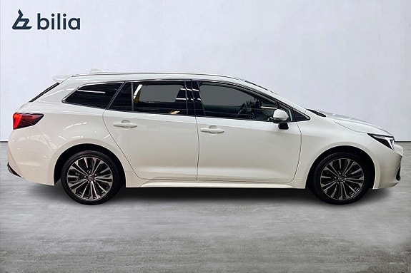 Toyota Corolla 19 of 22