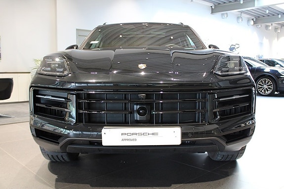 Porsche Cayenne 6 of 20