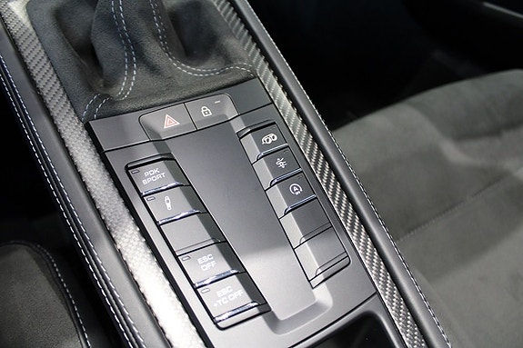 Porsche 718 Spyder RS 13 of 19