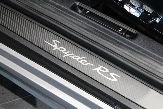 Porsche 718 Spyder RS 17 of 19