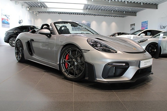 Porsche 718 Spyder RS