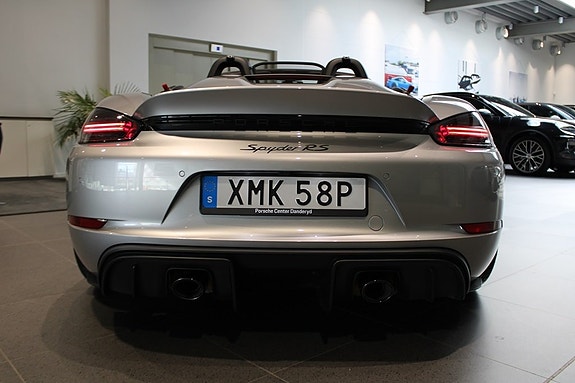 Porsche 718 Spyder RS 5 of 5