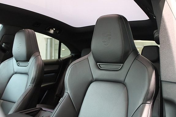 Porsche Cayenne Coupe 15 of 18