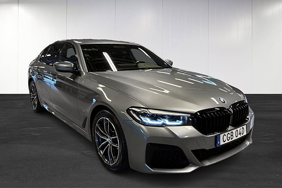 BMW 520 2 of 5