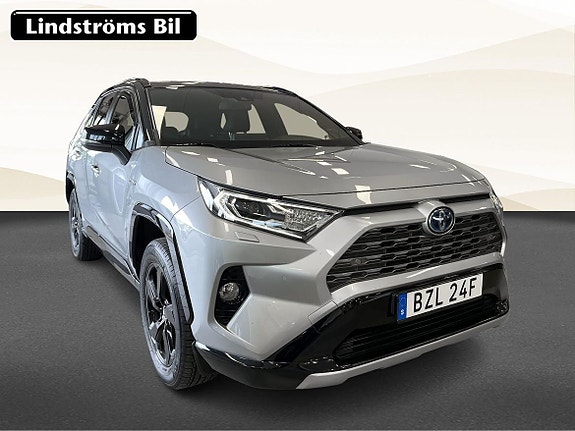 Toyota RAV4 3 of 5