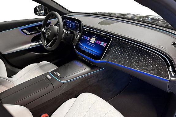 Mercedes-Benz E300 de 7 of 14