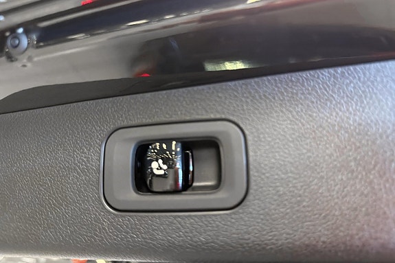 Mercedes-Benz E300 de 12 of 14