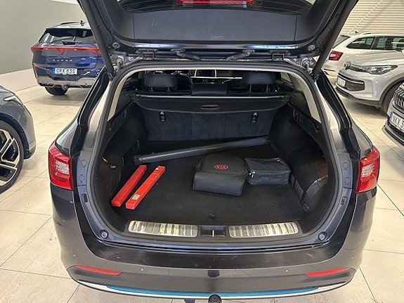 Kia Optima 8 of 24