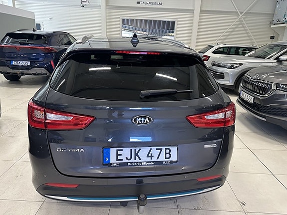 Kia Optima 3 of 24