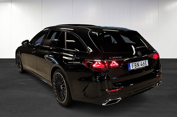 Mercedes-Benz E300 de 4 of 23