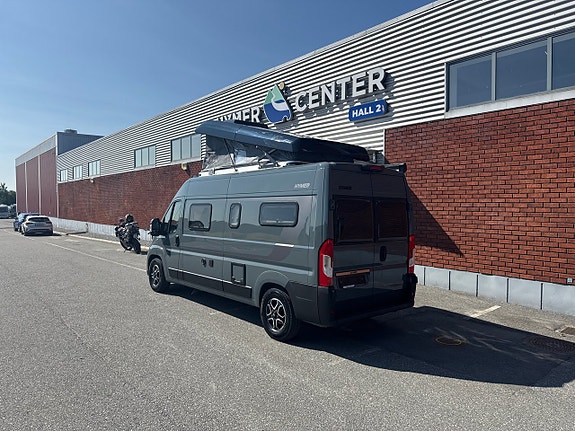 Hymer Redwood 600 Explorer 2 of 10