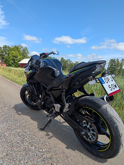 Kawasaki Z650 3 of 5