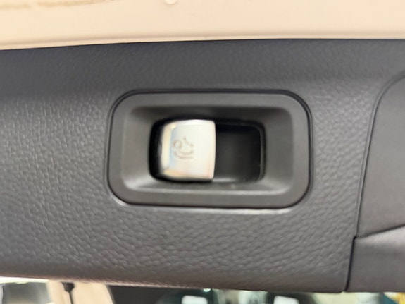 Mercedes-Benz GLC250 d 14 of 30