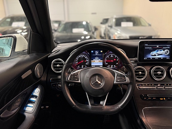 Mercedes-Benz GLC250 d 19 of 30