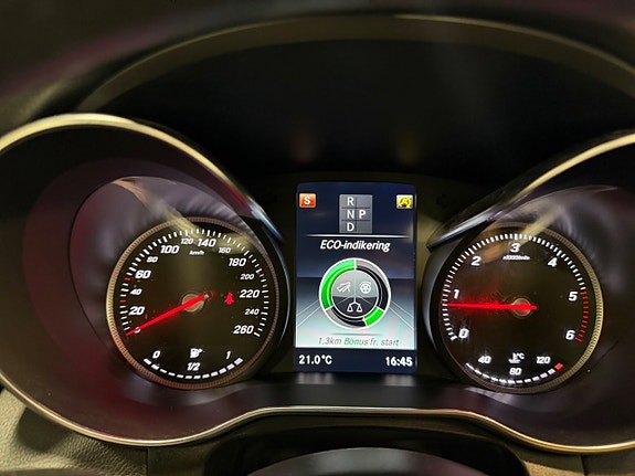 Mercedes-Benz GLC250 d 29 of 30
