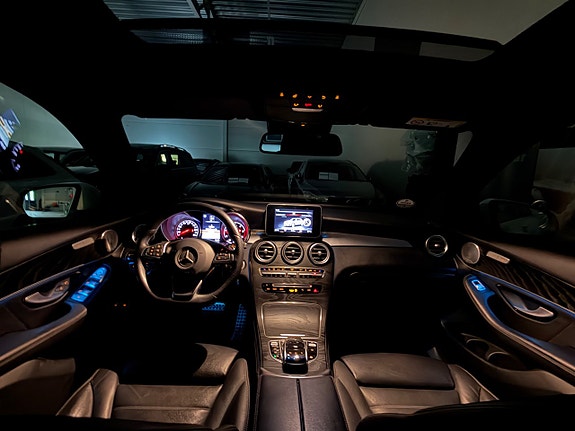 Mercedes-Benz GLC250 d 17 of 30