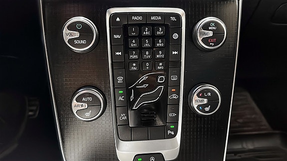 Volvo V40 17 of 17