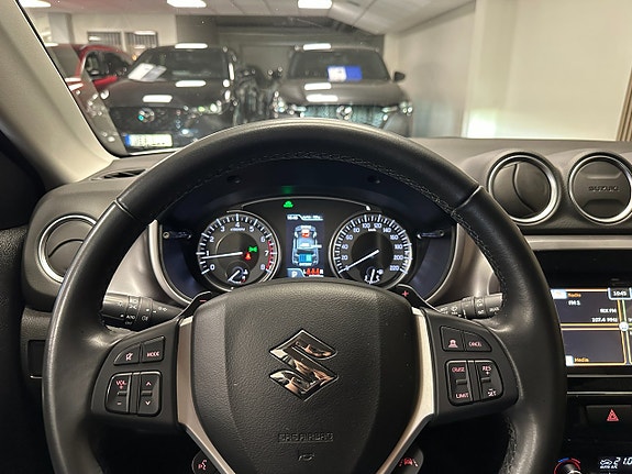 Suzuki Vitara 6 of 10